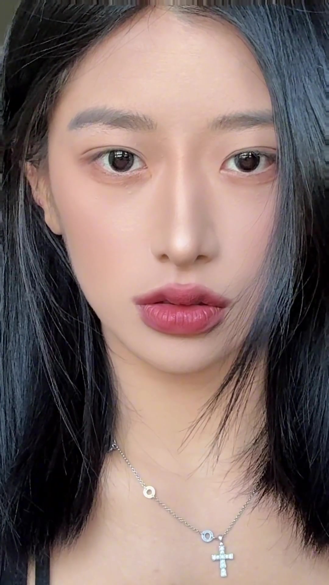 李添榮女友秀自拍十分鐘妝容get